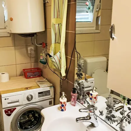 Apartment Grosse In Mit Offenem Kamin By Interhome *